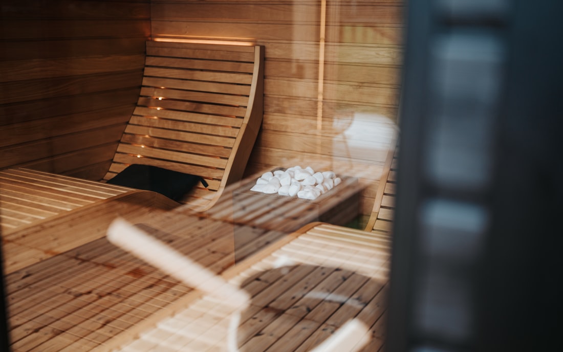 Home Cryotherapy Machines: Are They Worth It? (2026) — EliteRecoveryLab